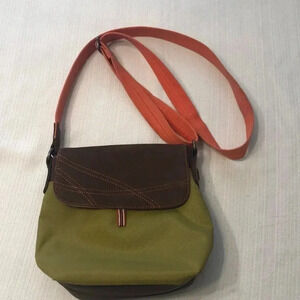 Ellington mini shoulder bag.